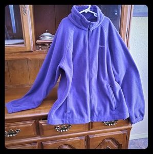 *FINAL MARKDOWN* Columbia fleece sweater